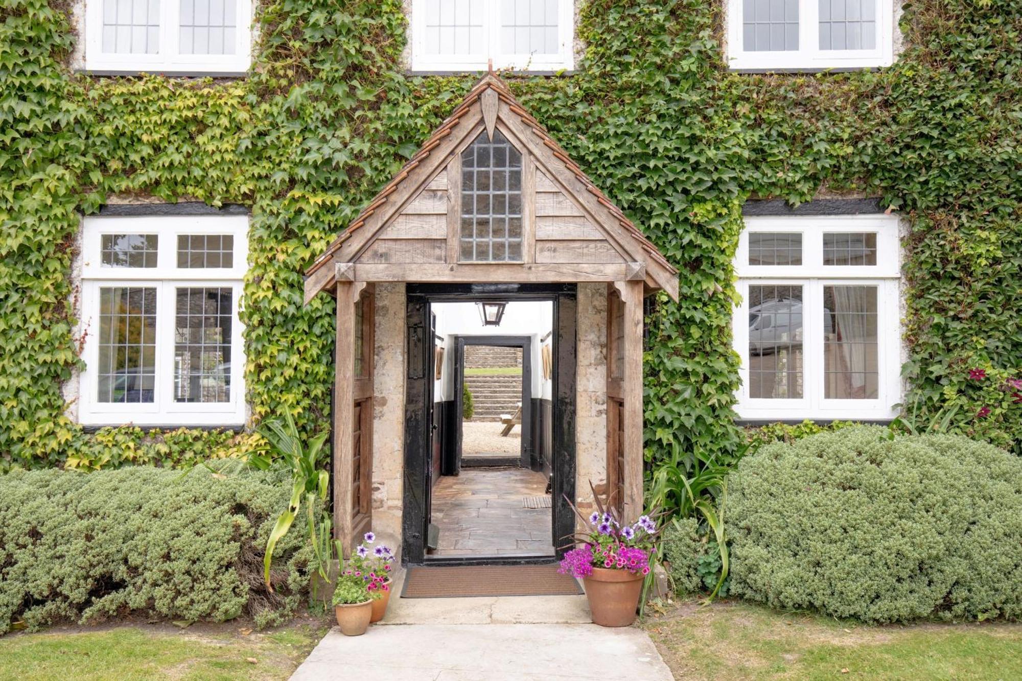 Sutton Barton Farmhouse Хонитън Екстериор снимка